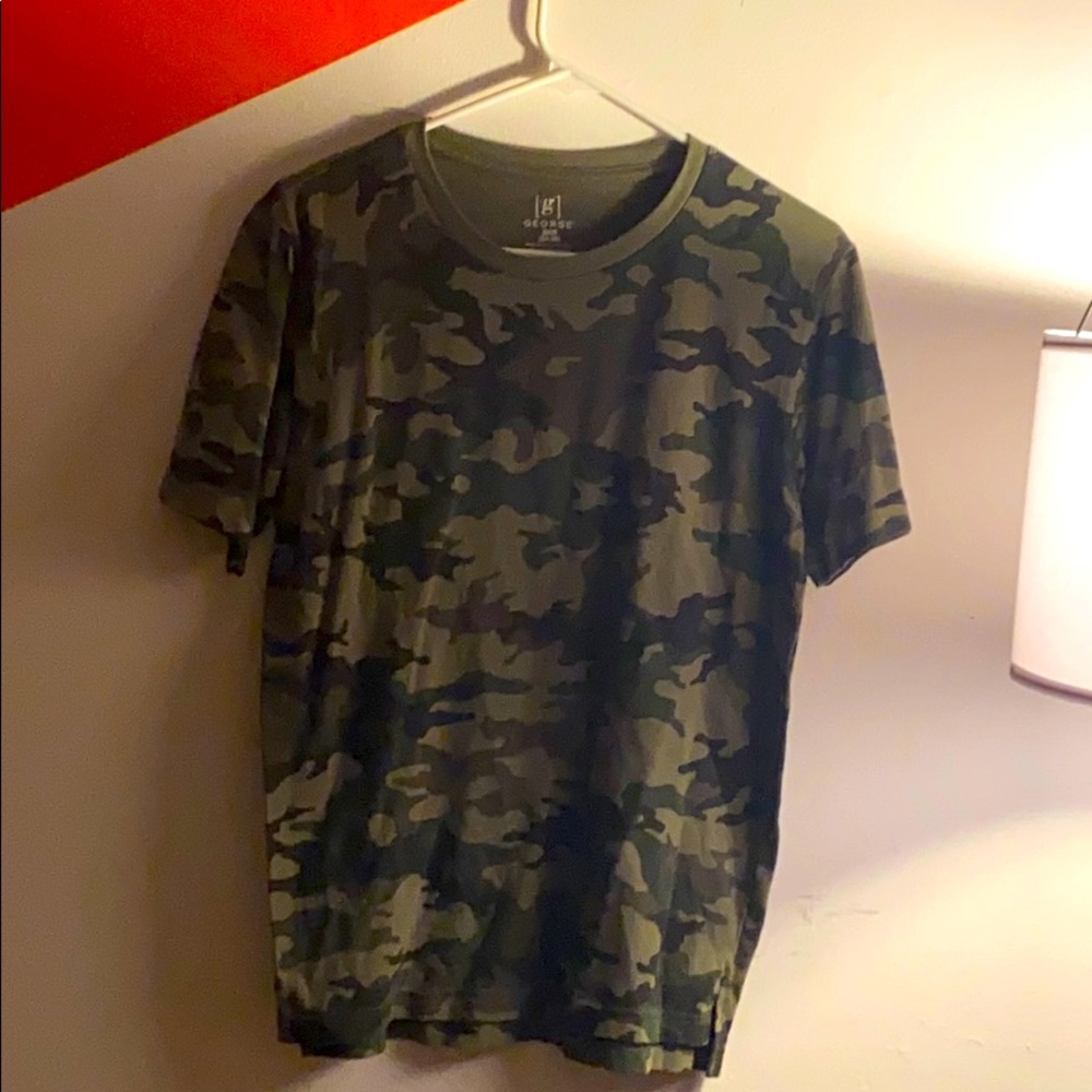 Army pattern t-shirt
